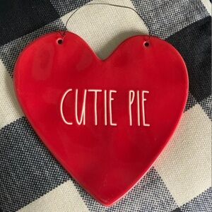 Rae Dunn Cutie Pie Heart Sign